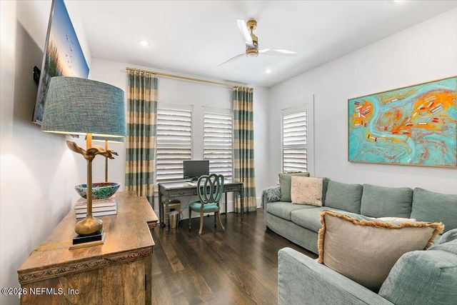 360 5TH Street, Atlantic Beach, FL 32233