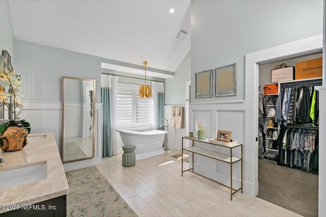 360 5TH Street, Atlantic Beach, FL 32233