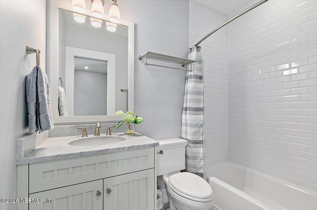 360 5TH Street, Atlantic Beach, FL 32233