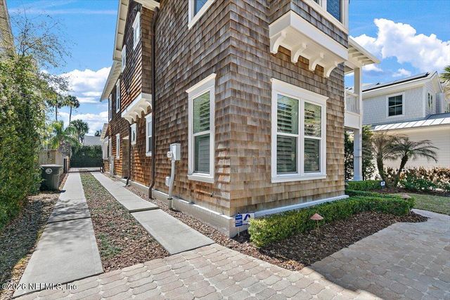 360 5TH Street, Atlantic Beach, FL 32233