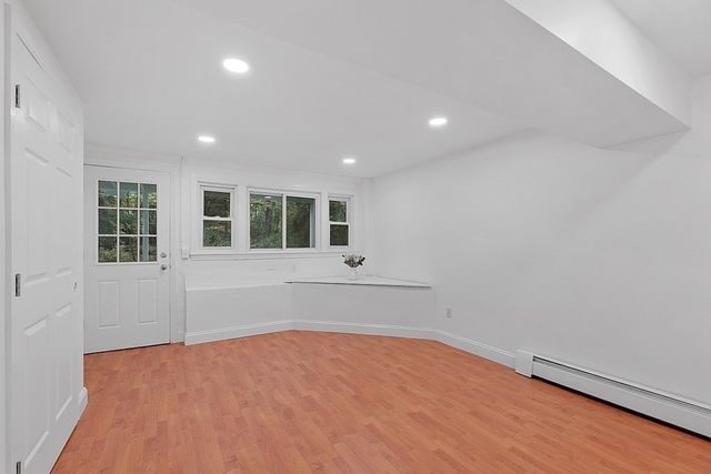 7 Sunnyside Ave, Wellesley, MA 02482