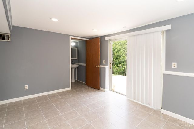 824 Laverty Lane, Anderson Twp, OH 45230