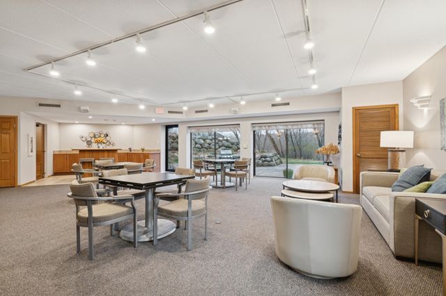 3020 Saint Albans Mill Road 310, Minnetonka, MN 55305