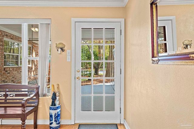 314 Camelia St, Gulf Breeze, FL 32561