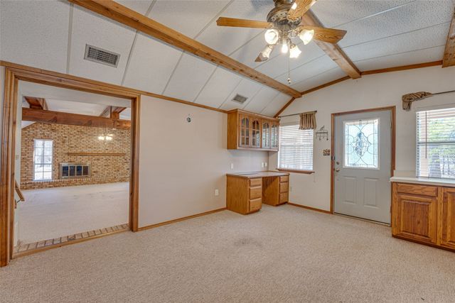 180 Rs County Road 1250, Emory, TX 75440