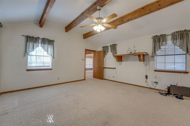 180 Rs County Road 1250, Emory, TX 75440