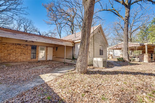 180 Rs County Road 1250, Emory, TX 75440