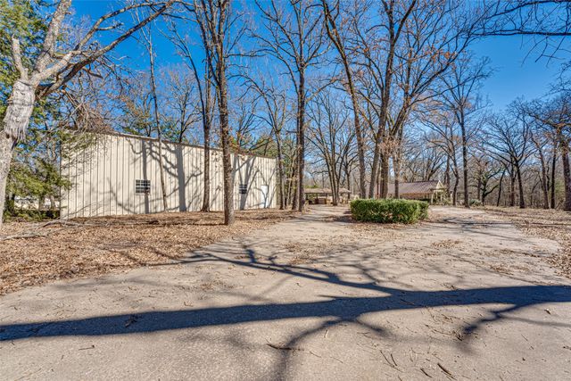 180 Rs County Road 1250, Emory, TX 75440