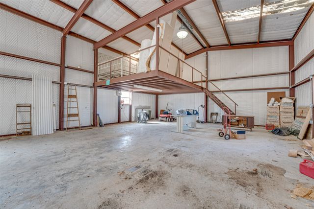 180 Rs County Road 1250, Emory, TX 75440