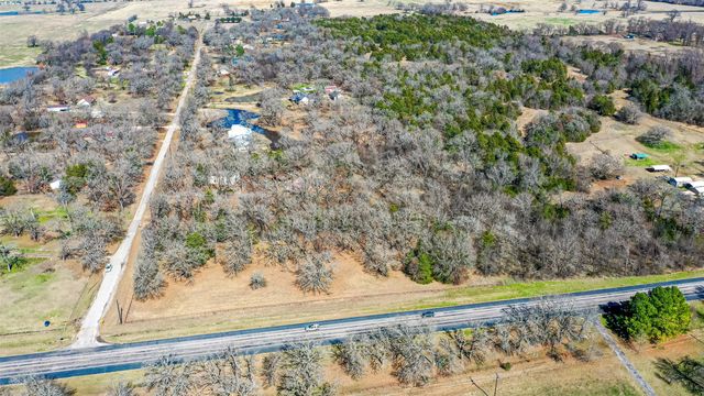180 Rs County Road 1250, Emory, TX 75440