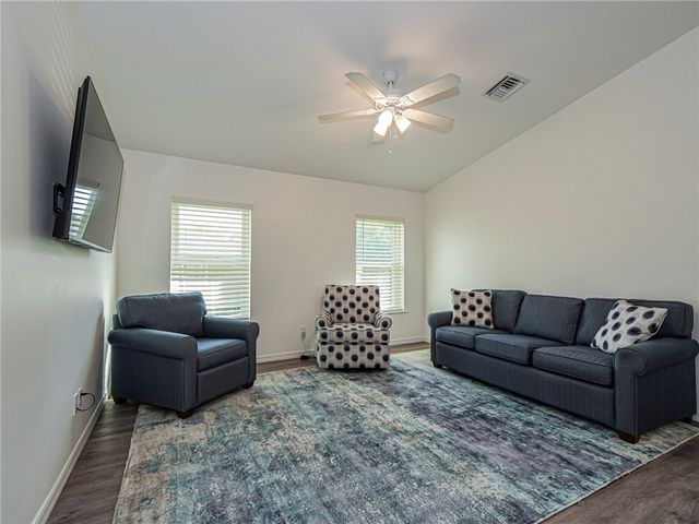 6185 6th Place, Vero Beach, FL 32968