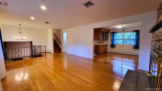 116 New Hackensack Road, Wappingers Falls, NY 12590