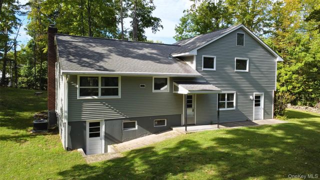 116 New Hackensack Road, Wappingers Falls, NY 12590