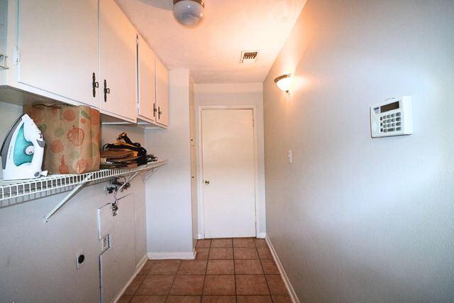 5339 Carew Street, Houston, TX 77096