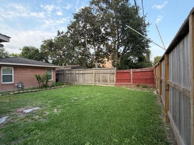 5339 Carew Street, Houston, TX 77096
