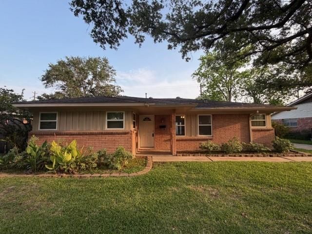 5339 Carew Street, Houston, TX 77096