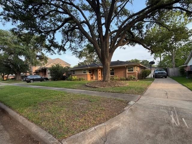 5339 Carew Street, Houston, TX 77096