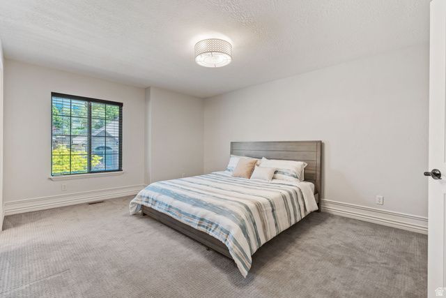 331 E NECHATEL DR, Draper, UT 84020