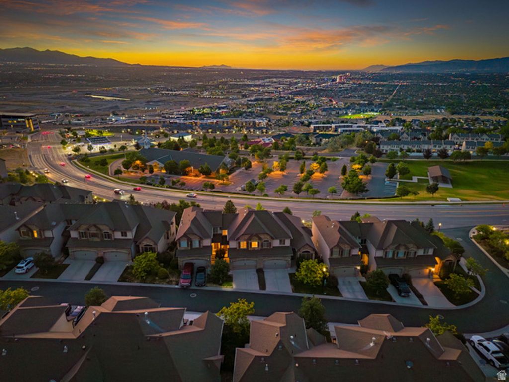 331 E NECHATEL DR, Draper, UT 84020