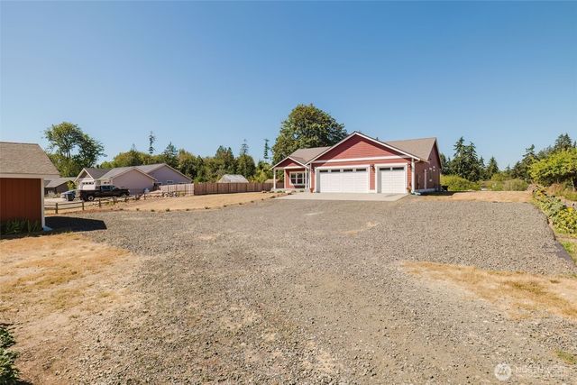 1726 Lilypad Place E, Port Orchard, WA 98366