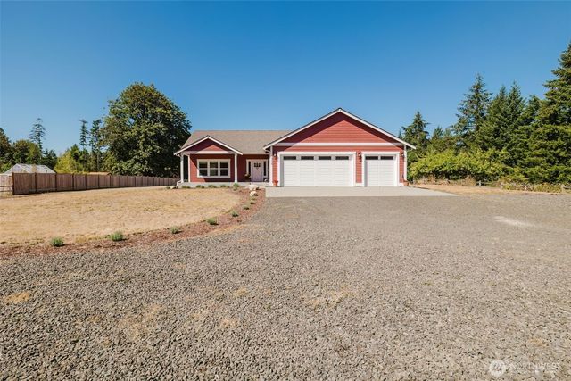 1726 Lilypad Place E, Port Orchard, WA 98366