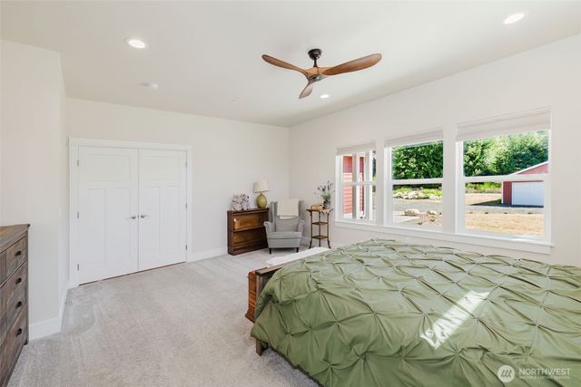 1726 Lilypad Place E, Port Orchard, WA 98366