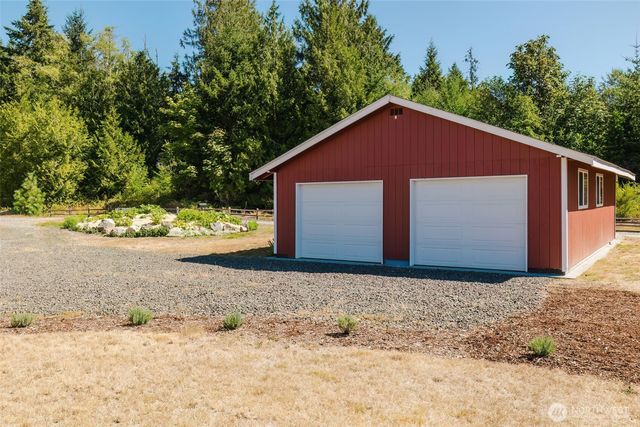 1726 Lilypad Place E, Port Orchard, WA 98366