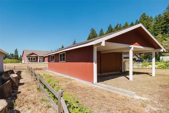1726 Lilypad Place E, Port Orchard, WA 98366