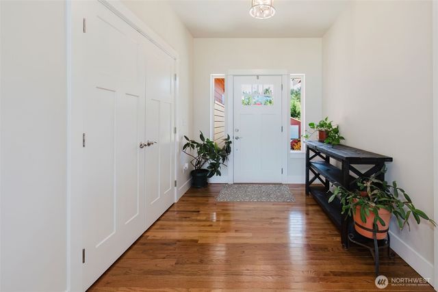 1726 Lilypad Place E, Port Orchard, WA 98366