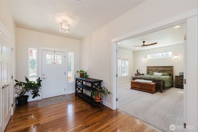 1726 Lilypad Place E, Port Orchard, WA 98366