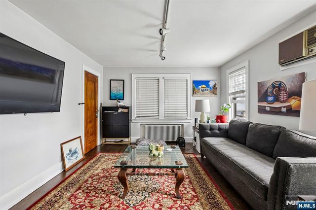 69 Buschmann Avenue, Haledon, NJ 07508
