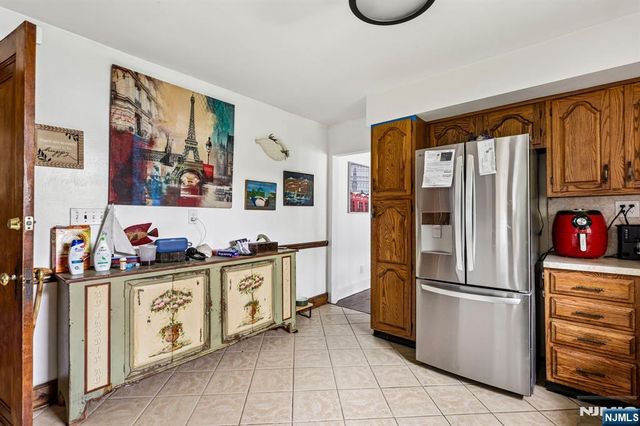 69 Buschmann Avenue, Haledon, NJ 07508
