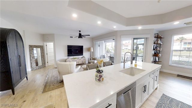 2185 Arielle DR 1406, Naples, FL 34109