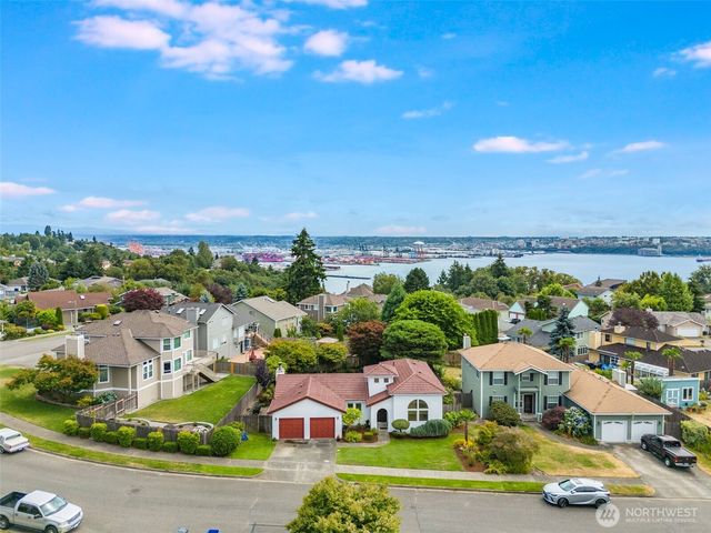 4210 Harbor Ridge Road NE, Tacoma, WA 98422