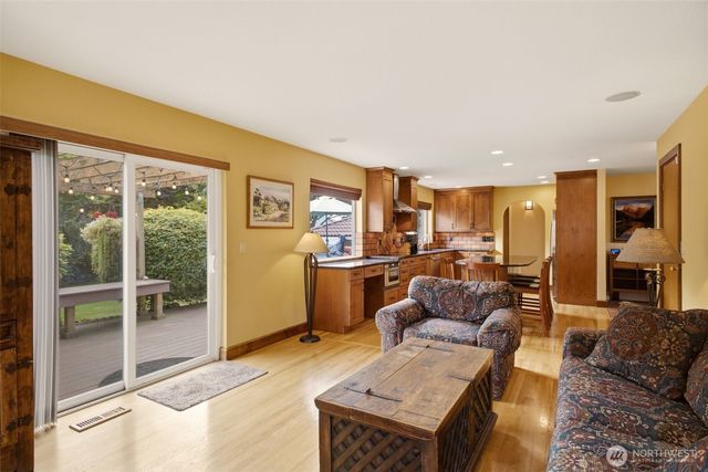 4210 Harbor Ridge Road NE, Tacoma, WA 98422