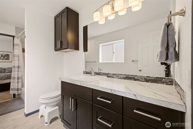 4210 Harbor Ridge Road NE, Tacoma, WA 98422