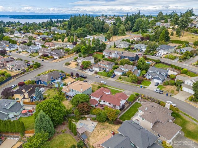 4210 Harbor Ridge Road NE, Tacoma, WA 98422