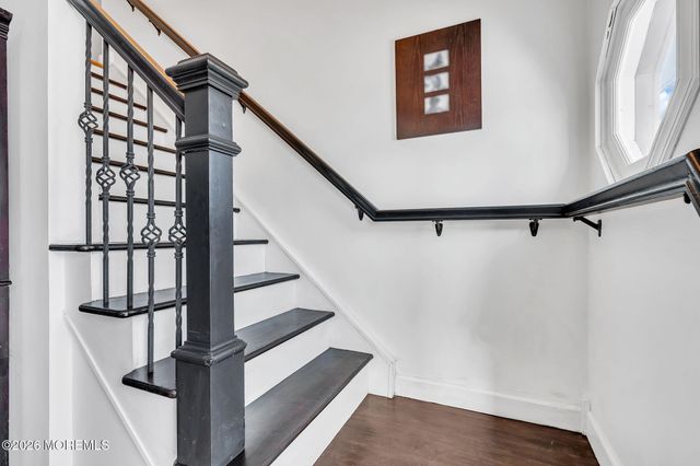 21 Cliffwood Drive, Neptune Township, NJ 07753