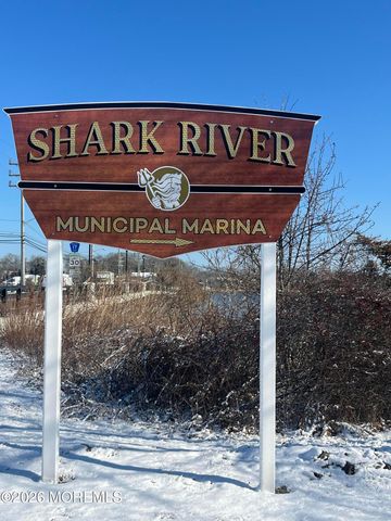 21 Cliffwood Drive, Neptune Township, NJ 07753