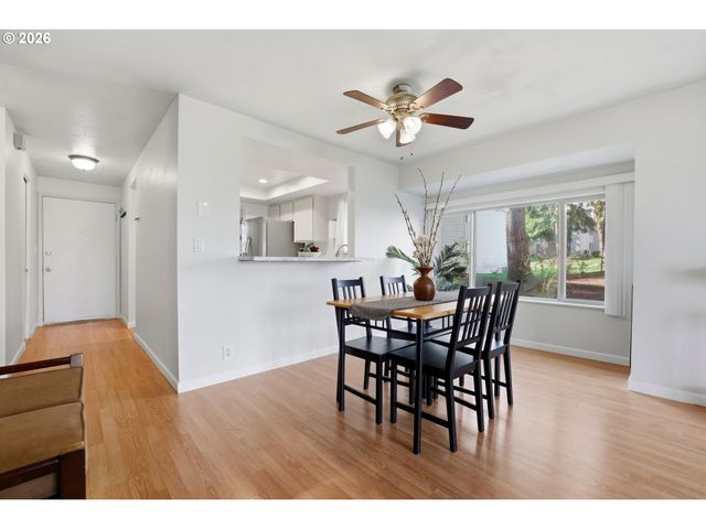 11721 Sw BOONES BEND Dr 9-3D, Beaverton, OR 97008