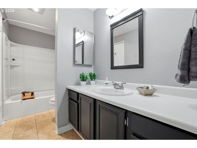 11721 Sw BOONES BEND Dr 9-3D, Beaverton, OR 97008