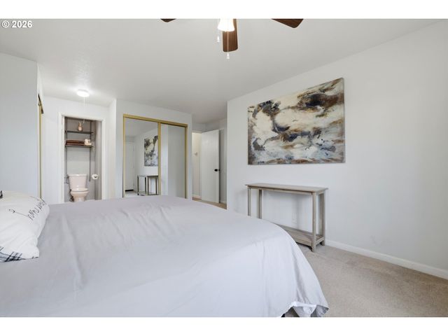 11721 Sw BOONES BEND Dr 9-3D, Beaverton, OR 97008