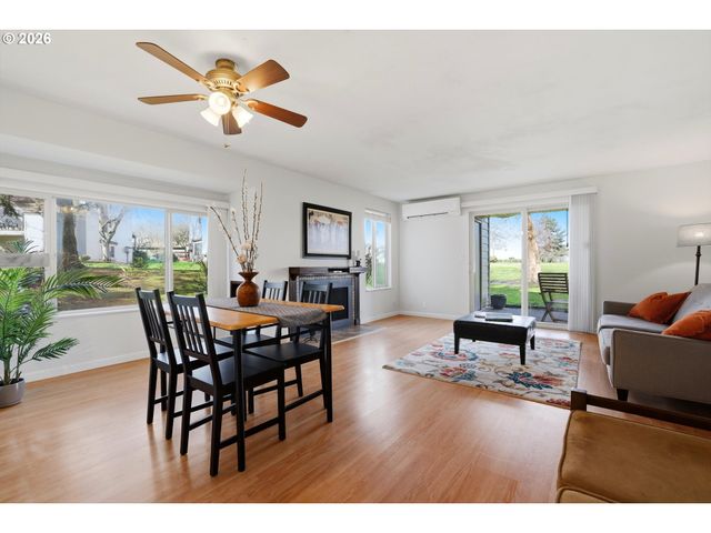 11721 Sw BOONES BEND Dr 9-3D, Beaverton, OR 97008