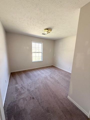 27 Sunset Drive, Cassville, MO 65625