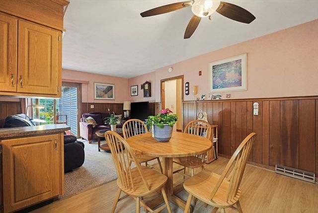 5 Montgomery Dr, Framingham, MA 01701