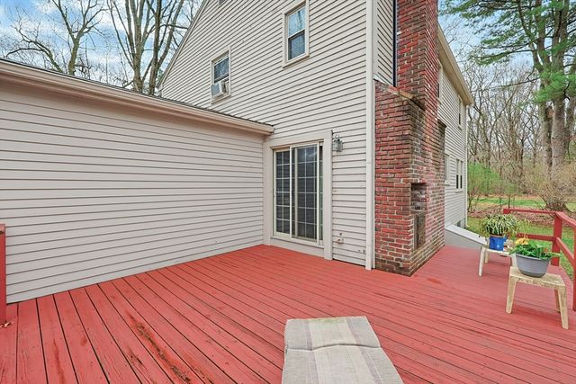 5 Montgomery Dr, Framingham, MA 01701