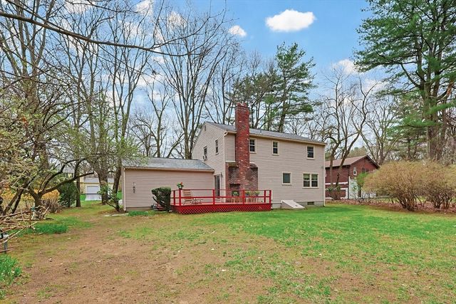 5 Montgomery Dr, Framingham, MA 01701