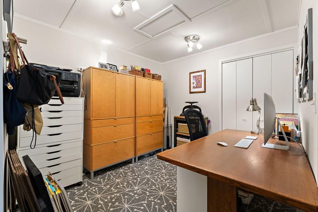 1412 Del Vista Drive, Valparaiso, IN 46385