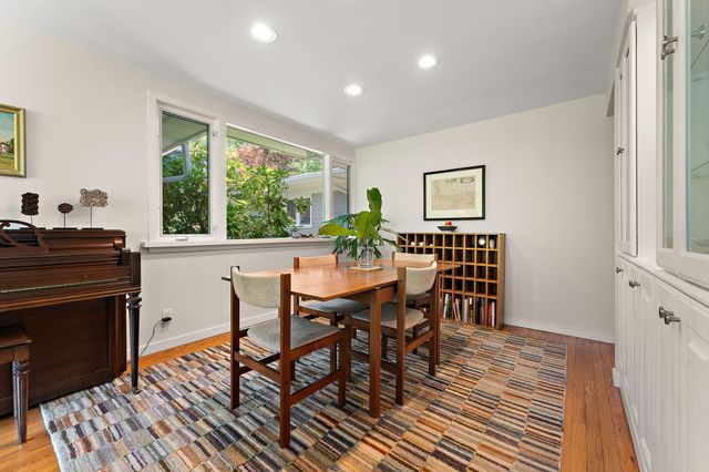 1412 Del Vista Drive, Valparaiso, IN 46385