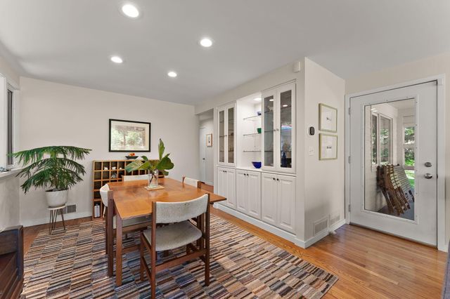 1412 Del Vista Drive, Valparaiso, IN 46385